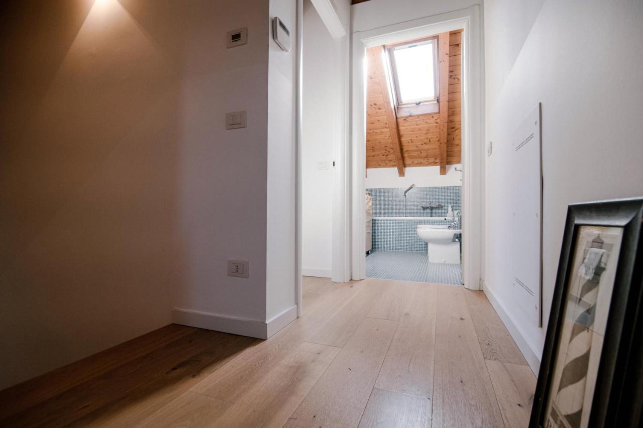 Modern Luxury Attic - Bymyhomeincomo Eksteriør bilde